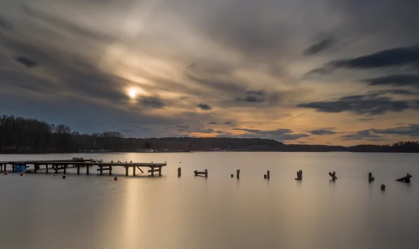 Jezero v jezerní oblasti Mazury — Stock fotografie