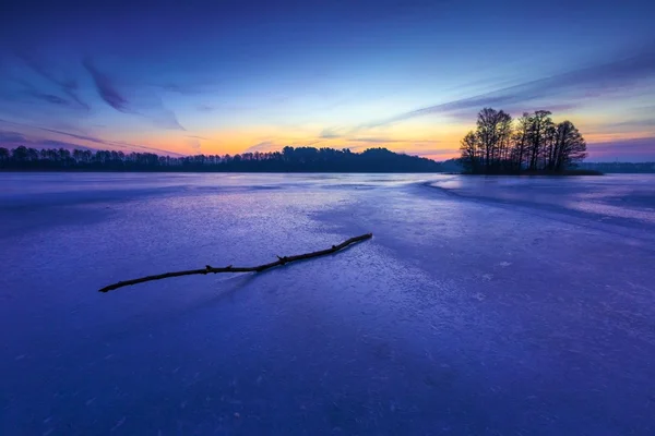 Красиві заморожені озера — стокове фото