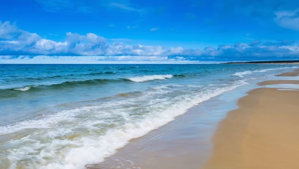 Strand landschap. Baltische kust. — Stockfoto