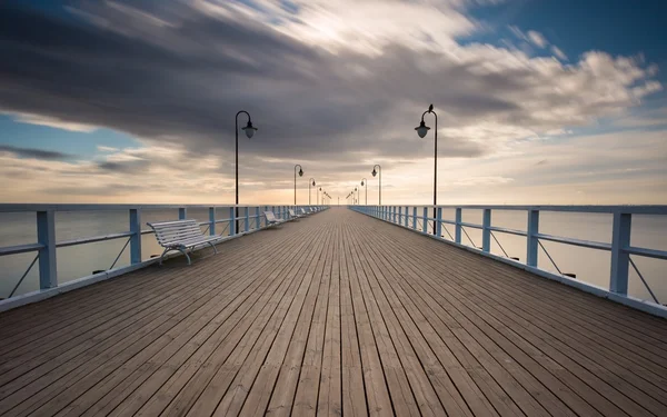 Mooie pier in Gdynia — Stockfoto