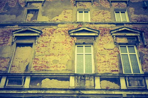 古い断念された建物 — ストック写真