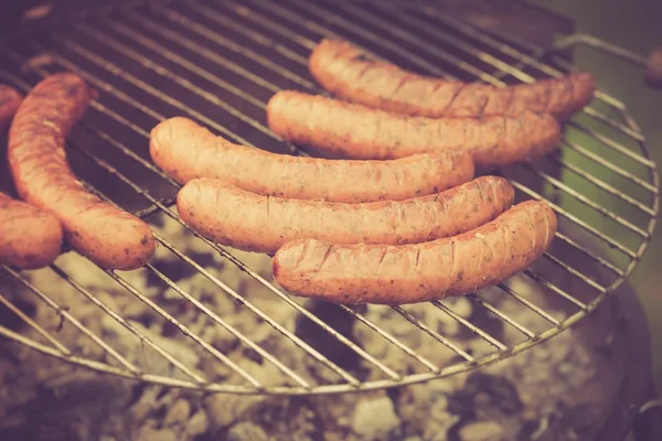 grill with sausages