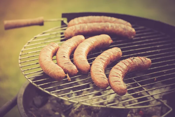 Grill met worst — Stockfoto