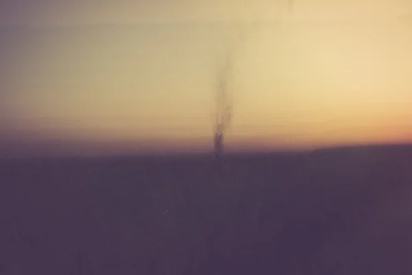 Fältet efter solnedgången — Stockfoto