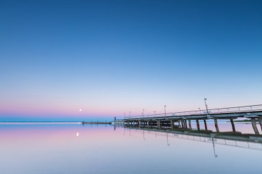 Pier Jastarnia ile Gdanska defne