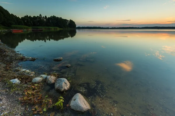 Beautiful lake at sunset — Stock Photo, Image