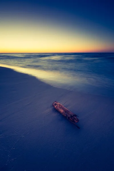 Strand efter solnedgången — Stockfoto