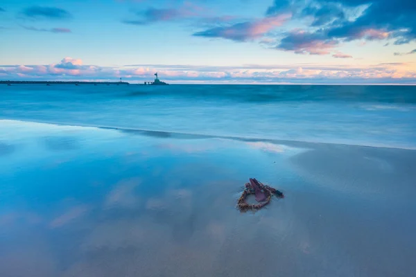 Prachtig zeegezicht met Baltische Zee kust — Stockfoto