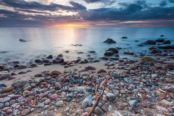 Rocky Baltic sea shore — Stock Photo, Image