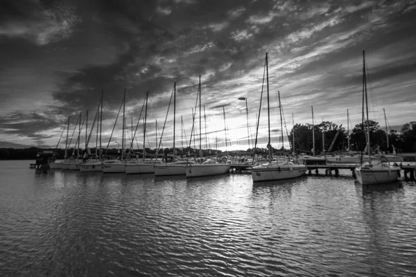 Yachtboats in ports at evening — Stock Photo, Image