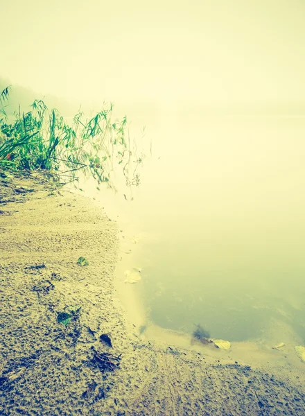 Vintage photo of lake at autumnal morning — Stock Photo, Image