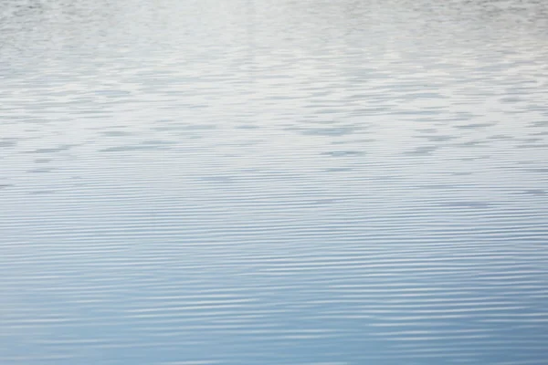 Aguas de la superficie del lago — Foto de Stock