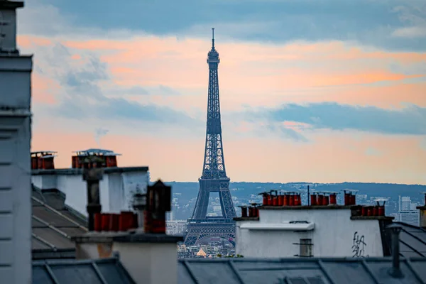 Paris Chimneys Com Visitas Cidade Rooftops — Fotografia de Stock