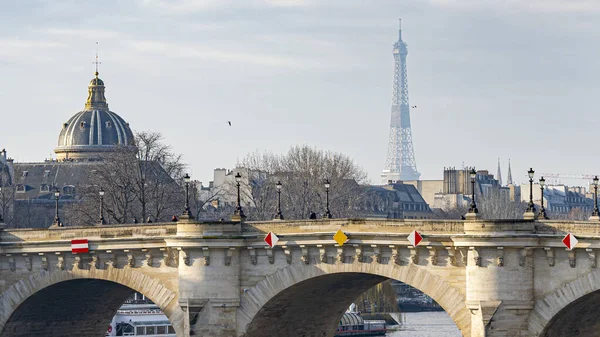 Puente Sobre Río Sena Ciudad París Francia —  Fotos de Stock