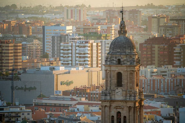 Uitzicht Gebouwen Van Stad Malaga Tijdens Zonsondergang Met Kerk Van — Stockfoto