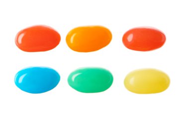 Çok renkli şekerler beyaz izole eşit sembolü yapılmış 