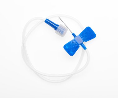 Mavi kelebek sonda üzerinde beyaz izole açık iğne ile 