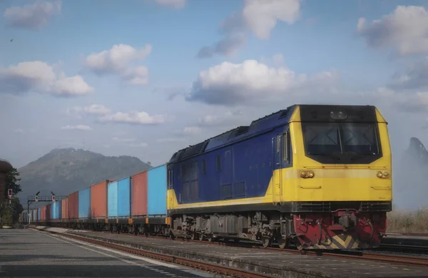 Lojistik Kargo Treni