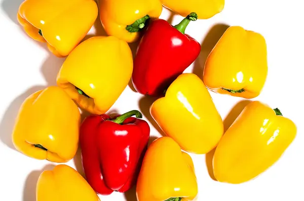 Colorful bell peppers — Stock Photo, Image