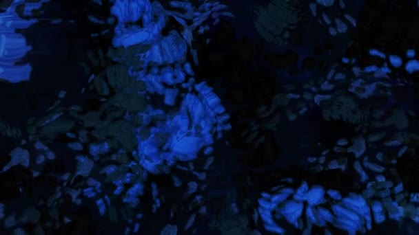 黑暗背景下不确定运动中的蓝色 青色和灰色斑点 — 图库视频影像