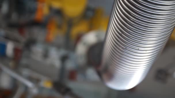 Tuyau ondulé tremblant sur l'équipement 