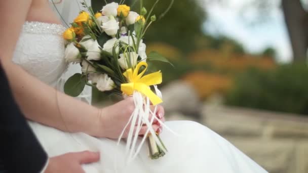 Svatební květiny v nevěstě rukou Ukrajina
