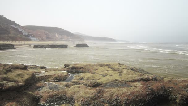 Legzira spiaggia di costa in Marocco — Video Stock