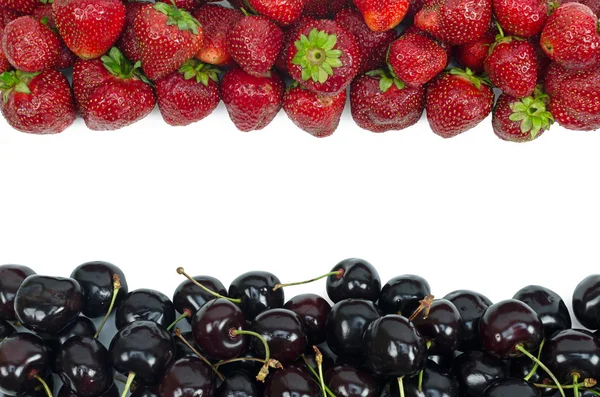 Sweet cherries and strawberry isolated on white background — Stock Photo, Image