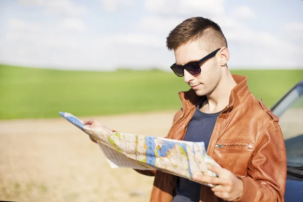 Lezen van de plattegrond — Stockfoto