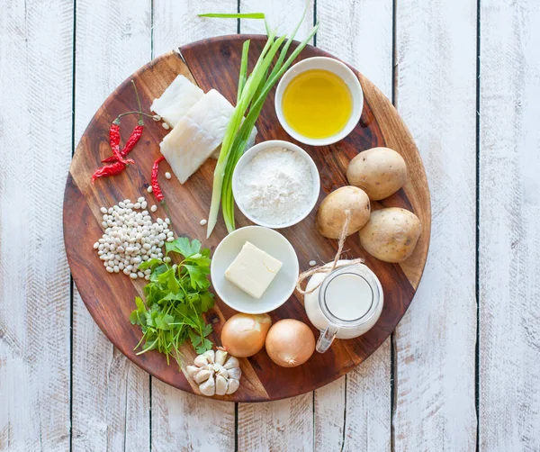 Gezond eten en dieet concept - natuurvoeding op tafel Stockfoto