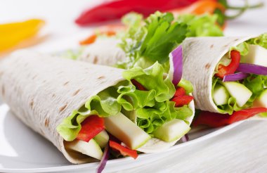 Vejetaryen salata Tortilla saran