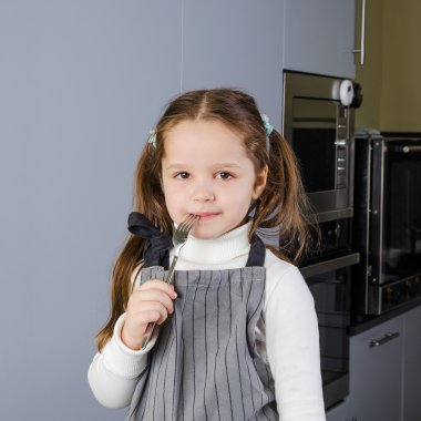 sevimli küçük cook