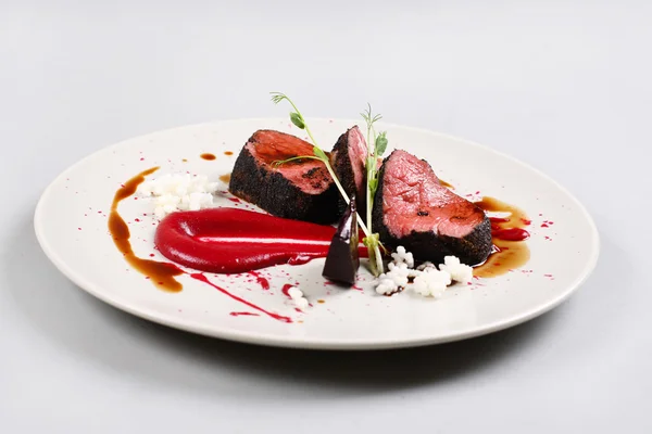 Delicious veal fillet — Stock Photo, Image