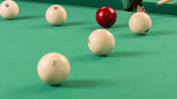 Playing Russian billiards 3 — Stock Video