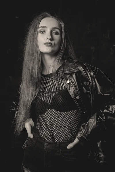 Stüdyoda kadın moda seansı