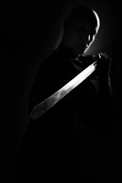 Wushu ustası eğitim sürecinde