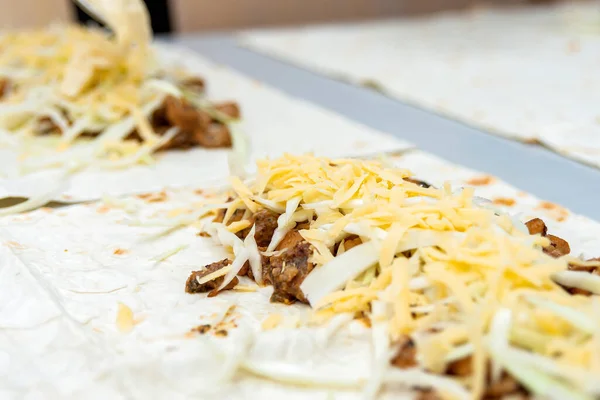 Bitmek Üzere Olan Shawarma Masada — Stok fotoğraf