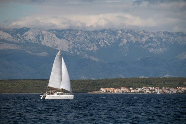 Katamaran Adriyatik 'te yelken açıyor