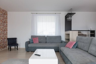 Modern evin oturma odası.