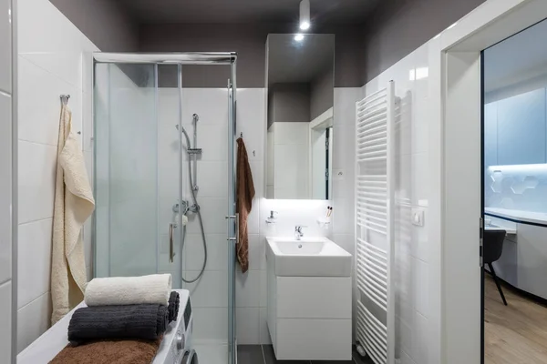 Interior Baño Apartamento Moderno — Foto de Stock