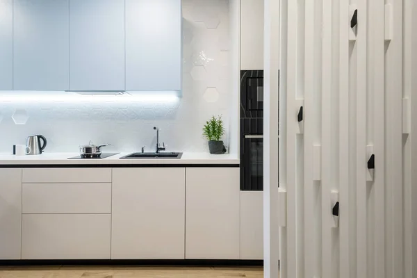 Interior Dapur Modern Apartemen Kecil — Stok Foto