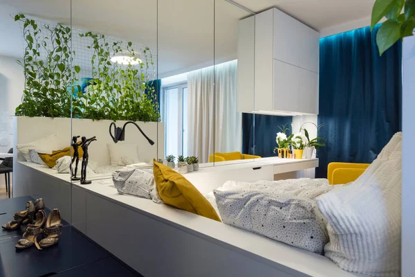 Interieur Van Slaapkamer Klein Modern Appartement — Stockfoto