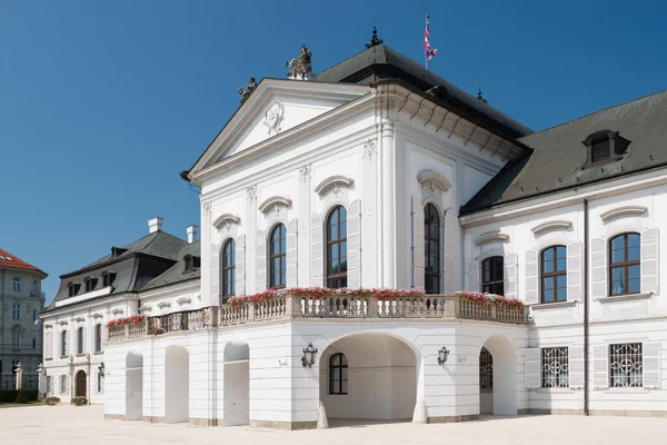 Λεπτομέρεια Του Προεδρικού Παλατιού Grassalkovich Στην Μπρατισλάβα Σλοβακία — Φωτογραφία Αρχείου