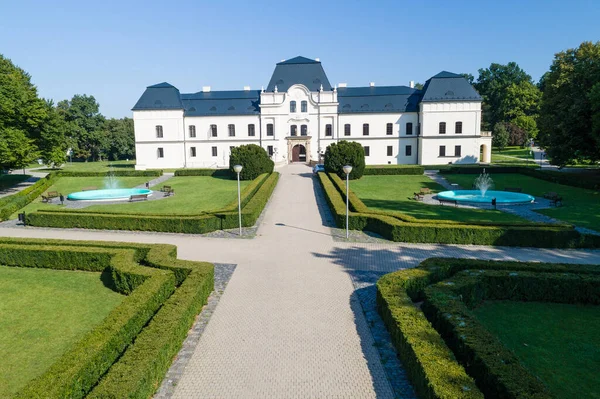 Renewed Manor House Humenne Slovakia — Φωτογραφία Αρχείου