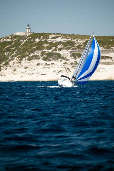 Sailing Yacht Corsica Island Background France — Φωτογραφία Αρχείου