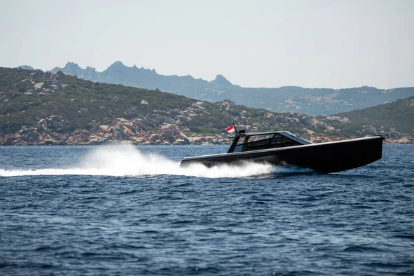 Small Motor Boat Sea Sardinia Island Background — Foto Stock
