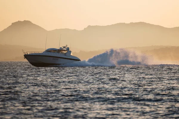 Fast Motor Speed Boat Sunset — Foto Stock