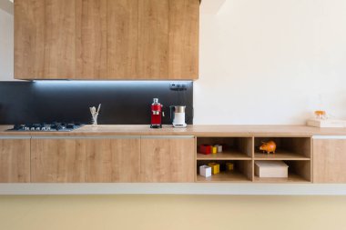 Çağdaş iç mekanlarda mutfak aletleri