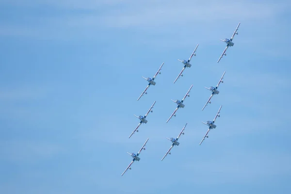 Sliac Eslovaquia Agosto Vuelo Estrecha Formación Del Equipo Acrobático Italiano —  Fotos de Stock