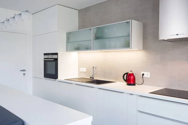 Interior Cocina Moderna Con Electrodomésticos Incorporados — Foto de Stock